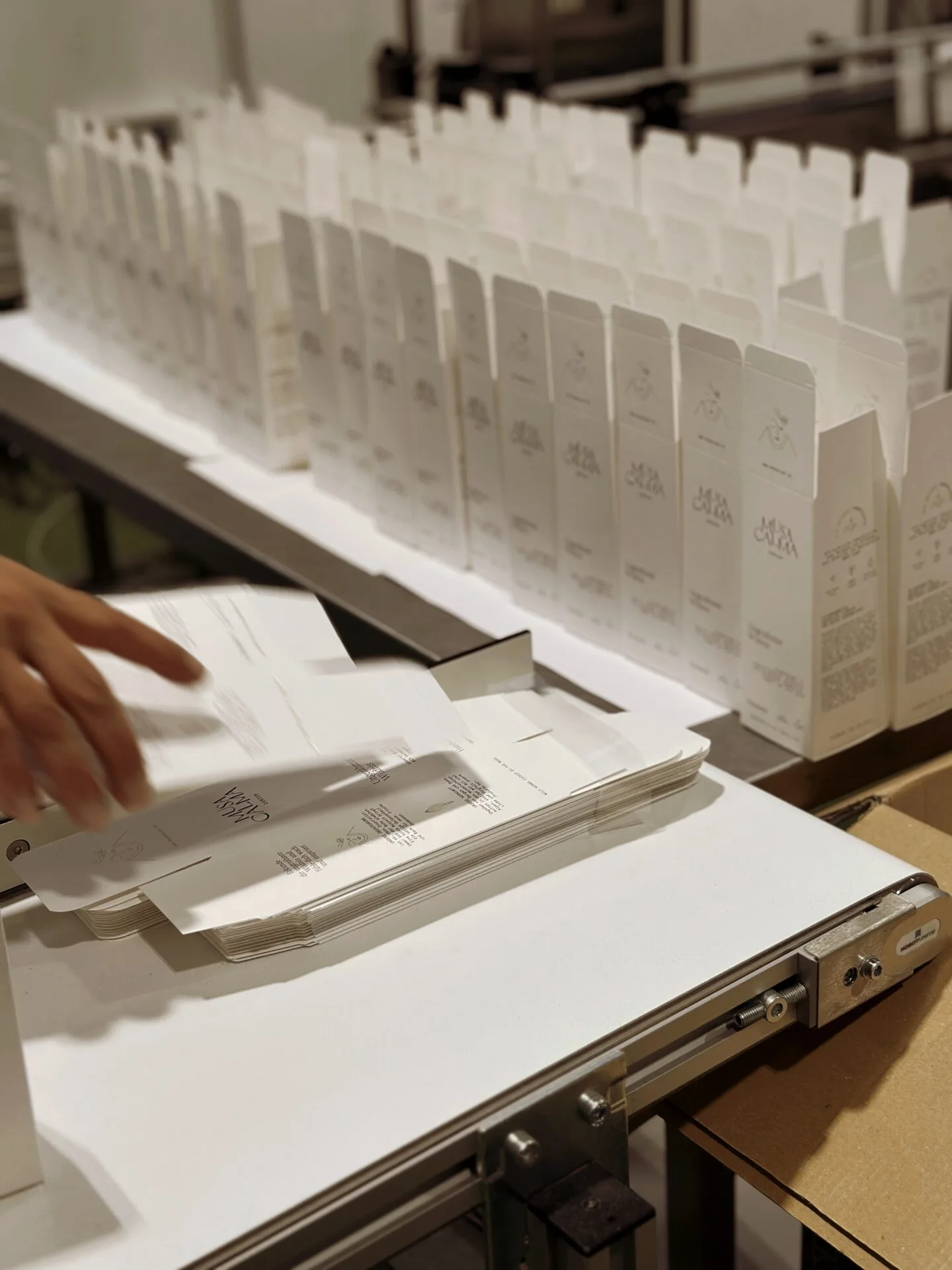 MusaCalma_Naturkosmetik_Hautpflege_Produktion_PremiumFaltschachtel