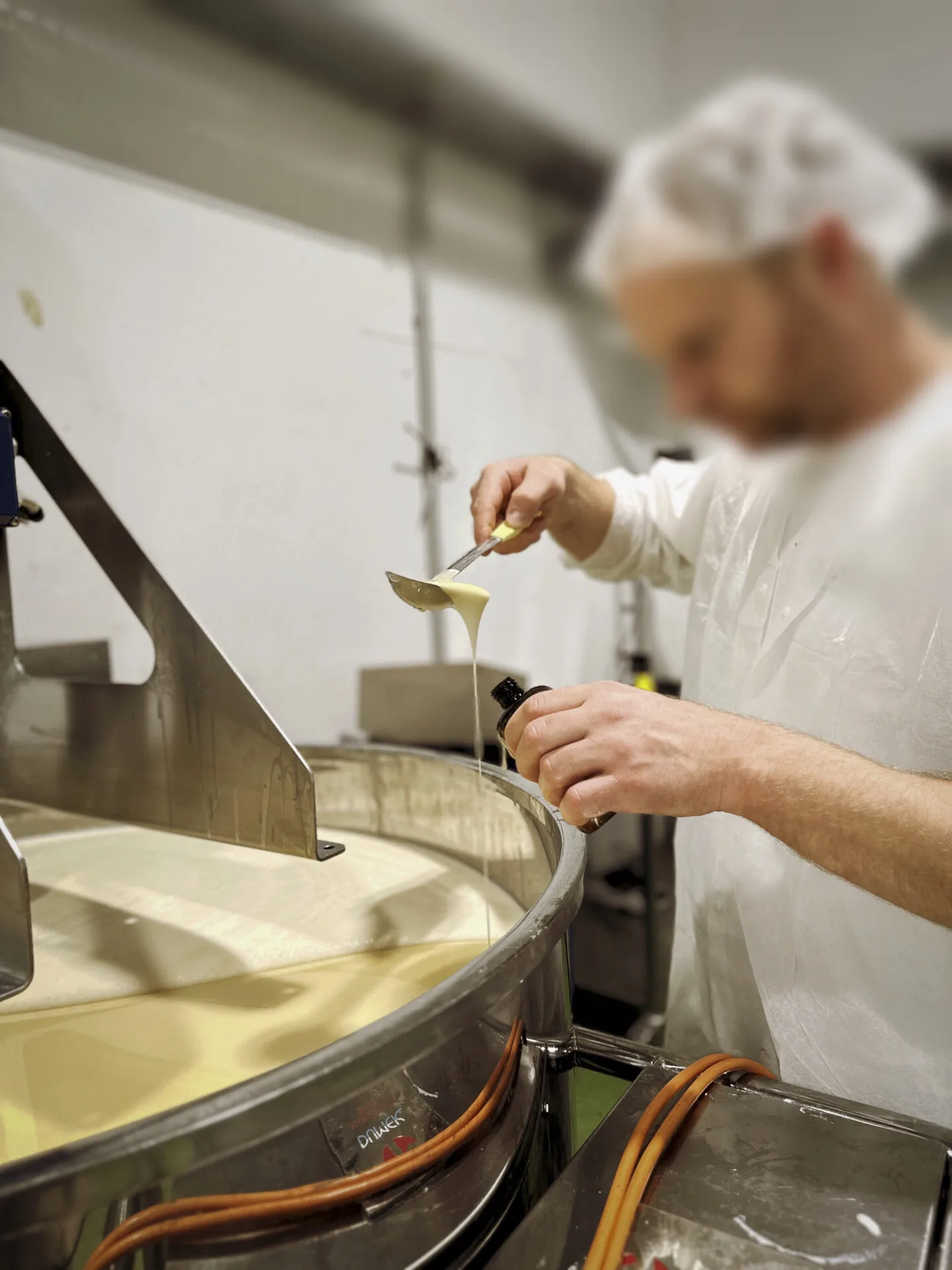 MusaCalma_Naturkosmetik_Hautpflege_Produktion_TestkonsistenzLotion